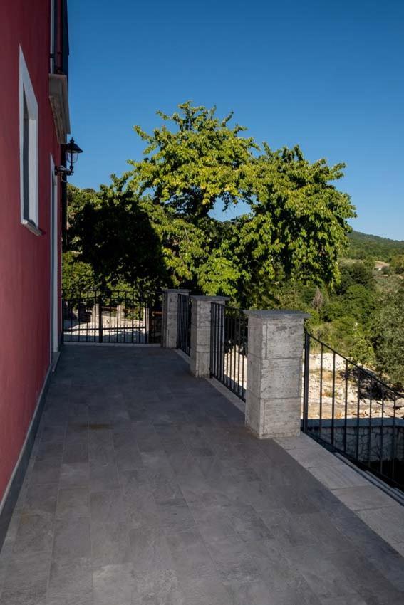 Il Mascherone Sepino Bagian luar foto