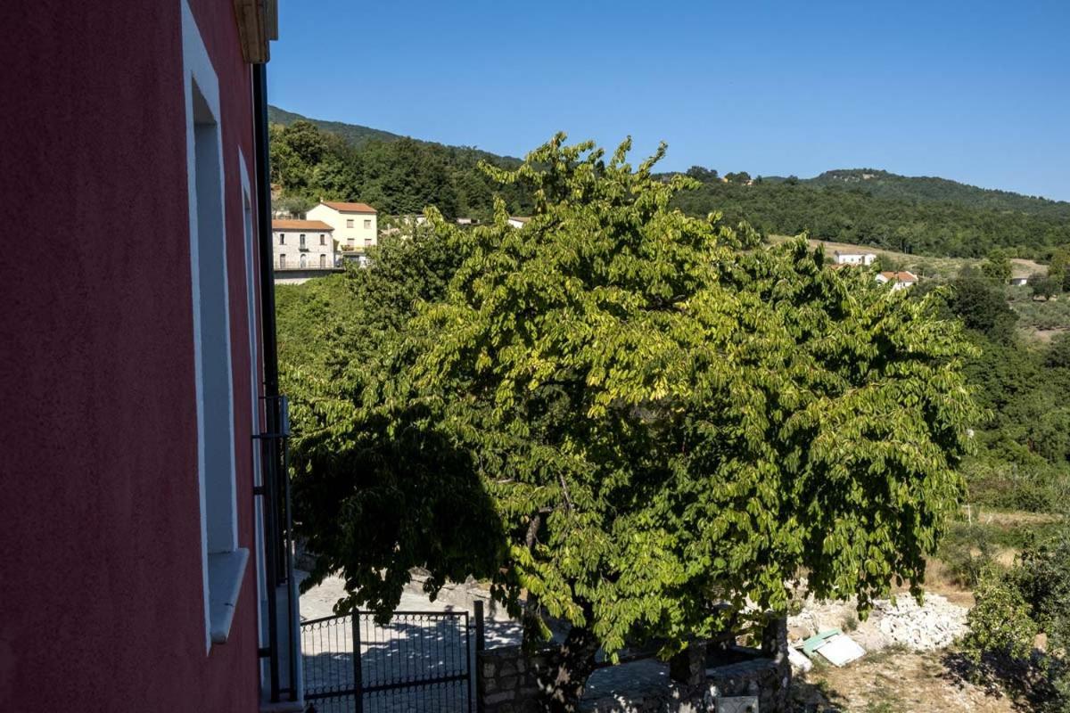Il Mascherone Sepino Bagian luar foto